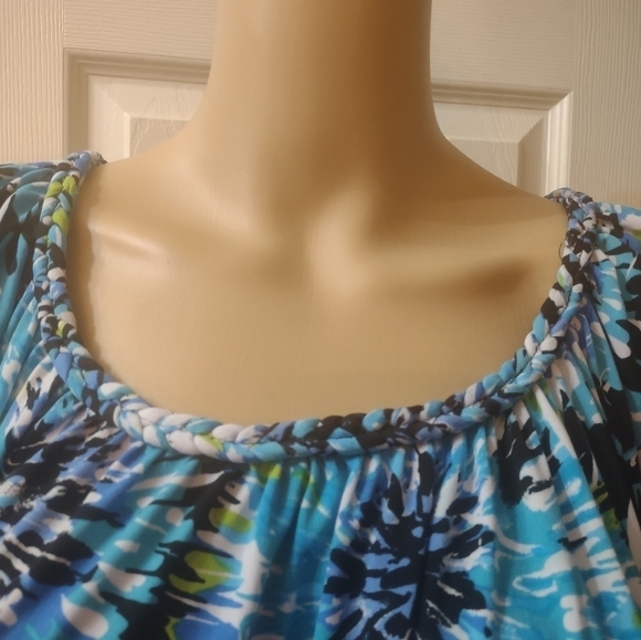 Cato women's size small blue blouse shirt top short sleeve - Picture 2 of 7